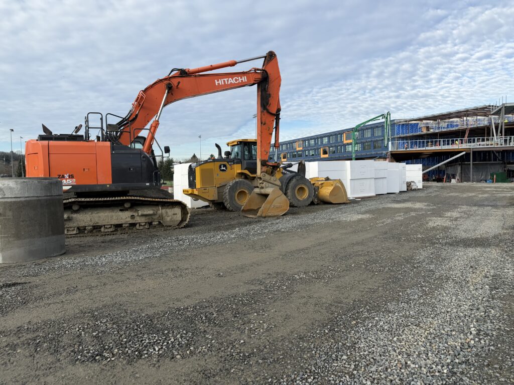 Geofoam Lightweight Fill Excavator Installation
